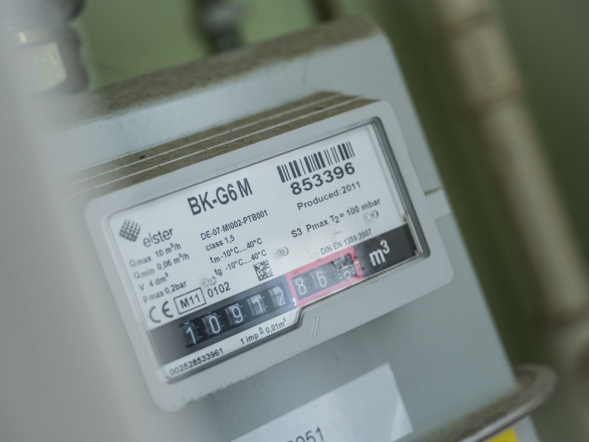 A Comprehensive Guide: Understanding Business Electricity and Optimizing Costs